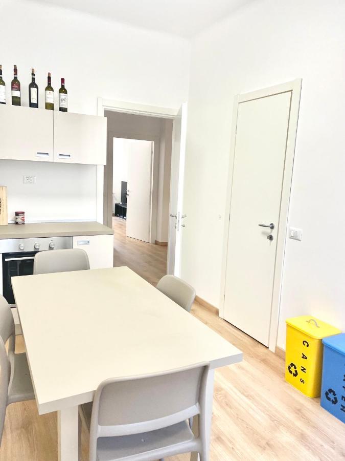 Camera Con Bagno Privato - Zona Bocconi 밀라노 외부 사진